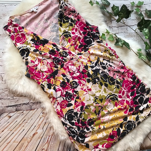 CAbi Tops - CAbi Floral Ruched V Neck Top L